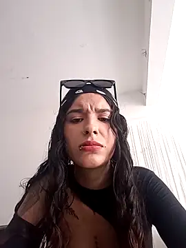 Snapshot of Mar_Ken chatting on February 8, 2026, 8:45 pm Mar Ken online show from February 8, 2026, 8:45 pm