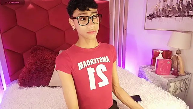 Owen JP online show from April 10, 2026, 3:01 am