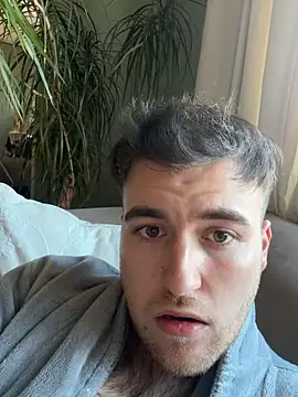 Snapshot of KinkyLovePublic chatting on April 8, 2026, 6:46 am KinkyLovePublic online show from April 8, 2026, 6:46 am