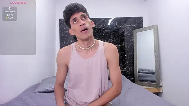 Emer santos online show from February 19, 2026, 9:11 pm