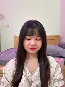    KARA    online show from April 4, 2026, 10:57 am