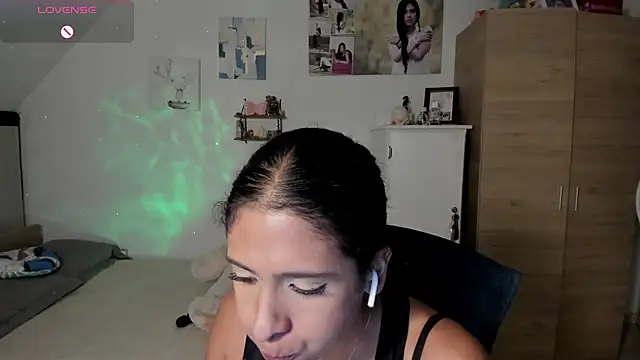 VEROSlen- online show from May 17, 2026, 3:48 am