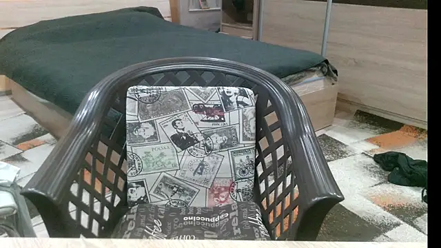 Snapshot of alieninhumanbody1 chatting on January 8, 2026, 1:13 pm alieninhumanbody1 online show from January 8, 2026, 1:13 pm