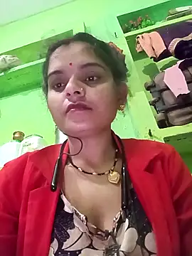 Snapshot of Uma_pande chatting on December 21, 2025, 1:24 am Uma pande online show from December 21, 2025, 1:24 am