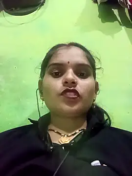 Snapshot of Uma_pande chatting on December 21, 2025, 2:46 pm Uma pande online show from December 21, 2025, 2:46 pm