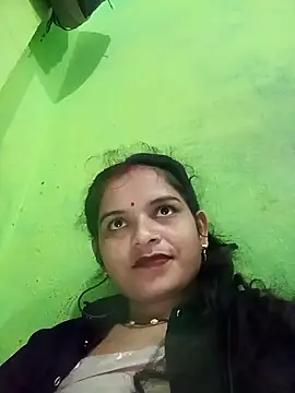 Snapshot of Uma_pande chatting on December 22, 2025, 2:52 am Uma pande online show from December 22, 2025, 2:52 am