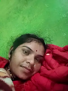 Snapshot of Uma_pande chatting on January 9, 2026, 10:33 pm Uma pande online show from January 9, 2026, 10:33 pm