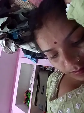 Snapshot of Uma_pande chatting on February 7, 2026, 11:41 pm Uma pande online show from February 7, 2026, 11:41 pm