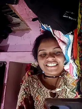 Snapshot of Uma_pande chatting on March 2, 2026, 7:15 am Uma pande online show from March 2, 2026, 7:15 am