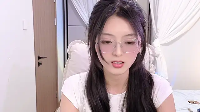 Koikoi    online show from March 10, 2026, 5:18 pm