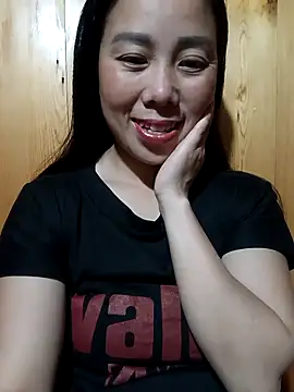 Snapshot of Chloe-ee chatting on December 22, 2025, 2:30 am Chloe-ee online show from December 22, 2025, 2:30 am