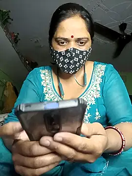 DIRTY-MOMS online show from March 6, 2026, 4:03 pm