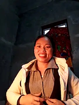 Snapshot of Maikha08 chatting on February 3, 2026, 2:53 am Maikha08 online show from February 3, 2026, 2:53 am