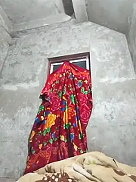 Snapshot of Maikha08 chatting on February 5, 2026, 2:22 pm Maikha08 online show from February 5, 2026, 2:22 pm