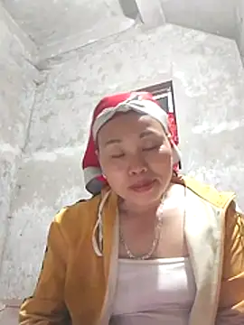 Snapshot of Maikha08 chatting on February 6, 2026, 12:19 pm Maikha08 online show from February 6, 2026, 12:19 pm