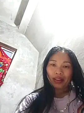 Snapshot of Maikha08 chatting on February 8, 2026, 11:30 pm Maikha08 online show from February 8, 2026, 11:30 pm