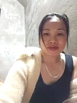 Snapshot of Maikha08 chatting on February 15, 2026, 3:42 pm Maikha08 online show from February 15, 2026, 3:42 pm