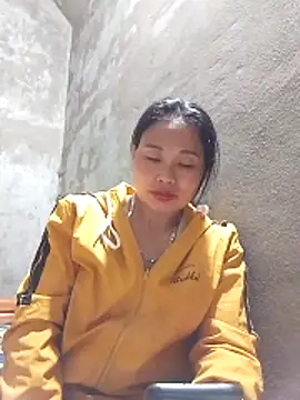 Snapshot of Maikha08 chatting on February 25, 2026, 10:08 pm Maikha08 online show from February 25, 2026, 10:08 pm