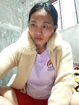 Snapshot of Maikha08 chatting on March 24, 2026, 10:53 am Maikha08 online show from March 24, 2026, 10:53 am