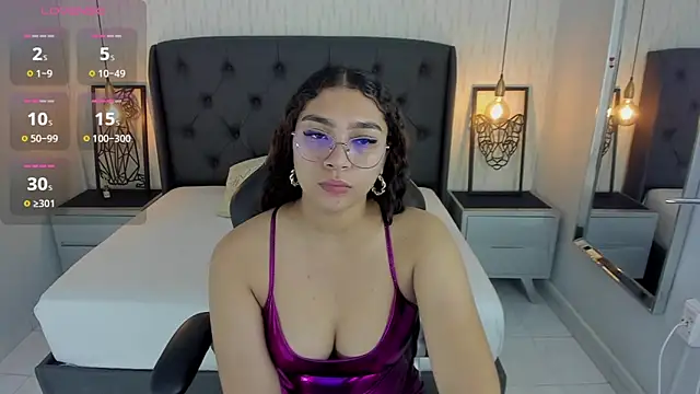 angelinemore online show from March 31, 2026, 7:47 pm