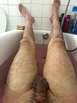 esmer baran44 online show from January 6, 2026, 6:11 pm