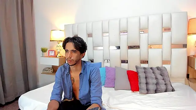 AndyKings 1 online show from April 16, 2026, 4:13 am