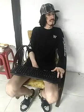 sk8-boy online show from February 20, 2026, 12:49 pm