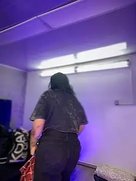 Snapshot of Saarada chatting on February 14, 2026, 4:42 am Saarada online show from February 14, 2026, 4:42 am