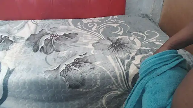 LaicyBrown76 online show from April 1, 2026, 6:03 am