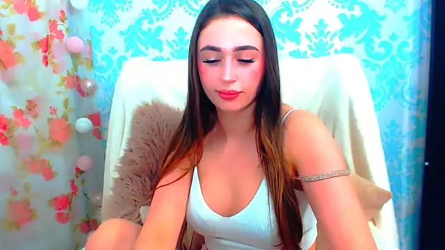 LarissaSweet21 online show from December 16, 2025, 8:36 pm