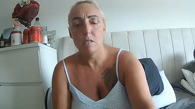 theblondecocklover online show from July 20, 2026, 5:59 pm