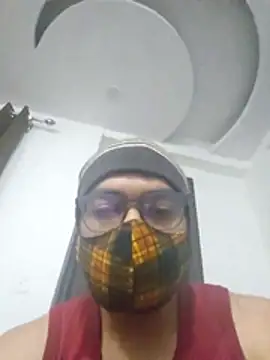 NunnuLelo online show from April 11, 2026, 8:35 pm