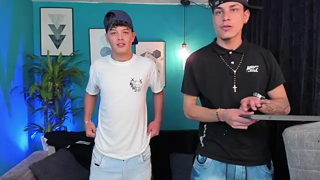 Oficial KingOfHeavens online show from December 19, 2025, 8:49 pm