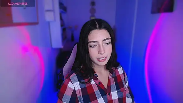 Snapshot of channel_blondee chatting on March 24, 2026, 9:31 pm channel blondee online show from March 24, 2026, 9:31 pm