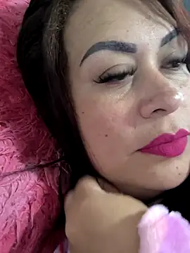 Natymendoza998 online show from March 28, 2026, 1:49 am