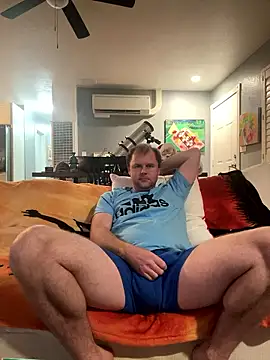 Studmuffin4you online show from January 14, 2026, 4:51 am