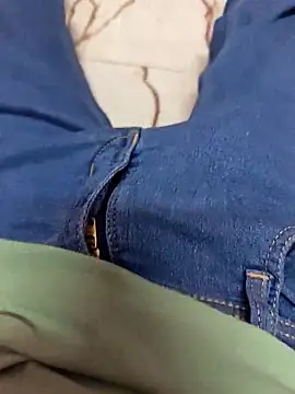 AqueousCrepe online show from February 14, 2026, 12:57 pm