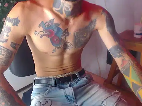 Boy tatto77 online show from May 17, 2026, 8:38 pm