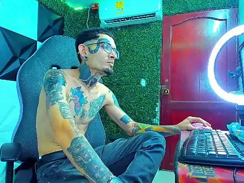 Boy tatto77 online show from May 30, 2026, 12:30 am