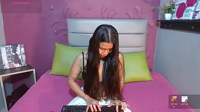 Snapshot of chloe_lust chatting on February 11, 2026, 4:06 am chloe lust online show from February 11, 2026, 4:06 am