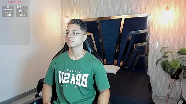 Noah Clarkk online show from March 31, 2026, 5:13 pm