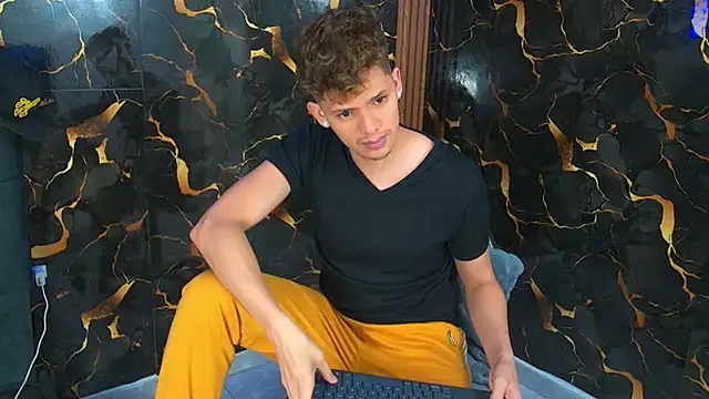 davilap toyboy online show from January 12, 2026, 11:37 am