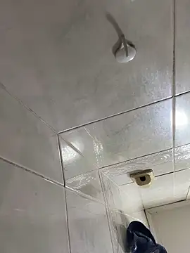 Snapshot of Ayh0025 chatting on March 26, 2026, 3:45 am Ayh0025 online show from March 26, 2026, 3:45 am