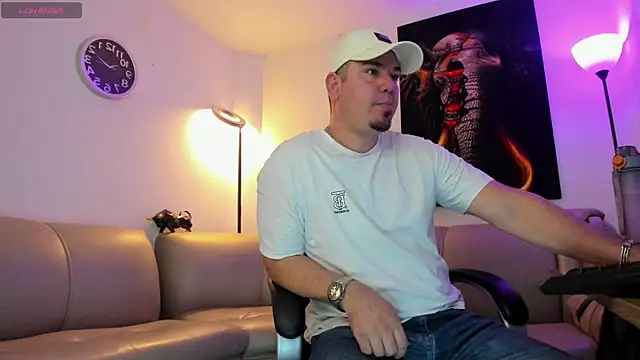 Snapshot of Dante_Bellini chatting on February 8, 2026, 2:31 pm Dante Bellini online show from February 8, 2026, 2:31 pm