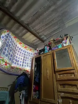 Snapshot of Marko-18 chatting on April 3, 2026, 11:36 pm Marko-18 online show from April 3, 2026, 11:36 pm