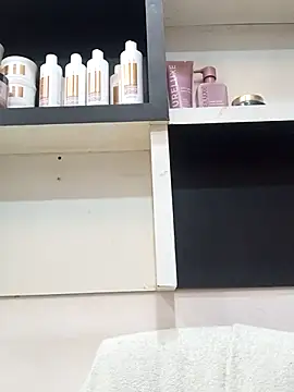 play bunny19 online show from April 15, 2026, 2:46 pm