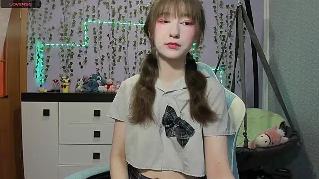 Yoonhee ki online show from June 29, 2026, 2:17 pm