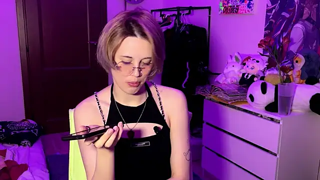 Carollforyou online show from March 31, 2026, 2:17 pm