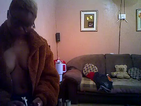 Snapshot of QUEENSasha27 chatting on January 10, 2026, 9:11 am QUEENSasha27 online show from January 10, 2026, 9:11 am