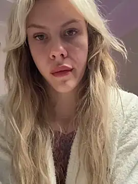 ScoobeDeDoo online show from March 22, 2026, 11:52 pm